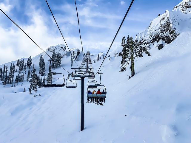 西部长青滑雪场